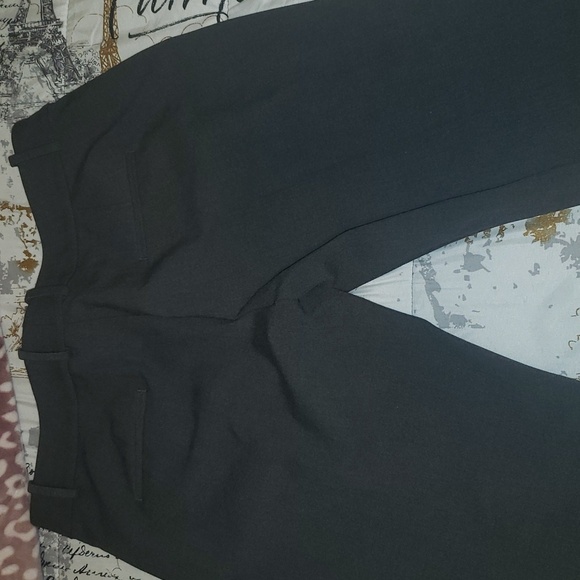 ZARA dress pants.. Heather gray. Size XL..NWOT..SKINNY ANKLE with a stylish zip - Picture 9 of 11